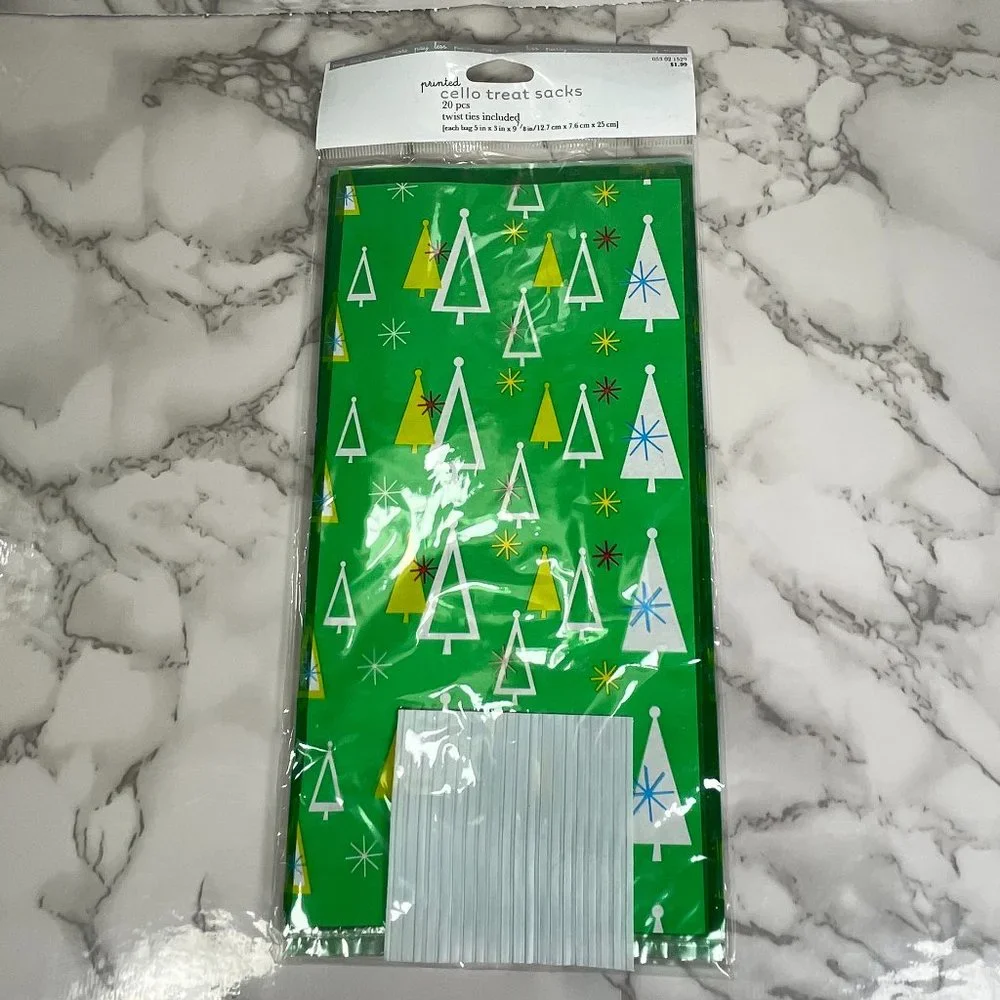 48 Christmas Holiday Winter Cello Treat Bags Gift Bag Sacks With Ties NEW